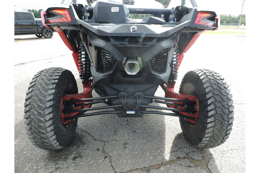 2025 Can-Am Maverick X3 X rc TURBO RR 64