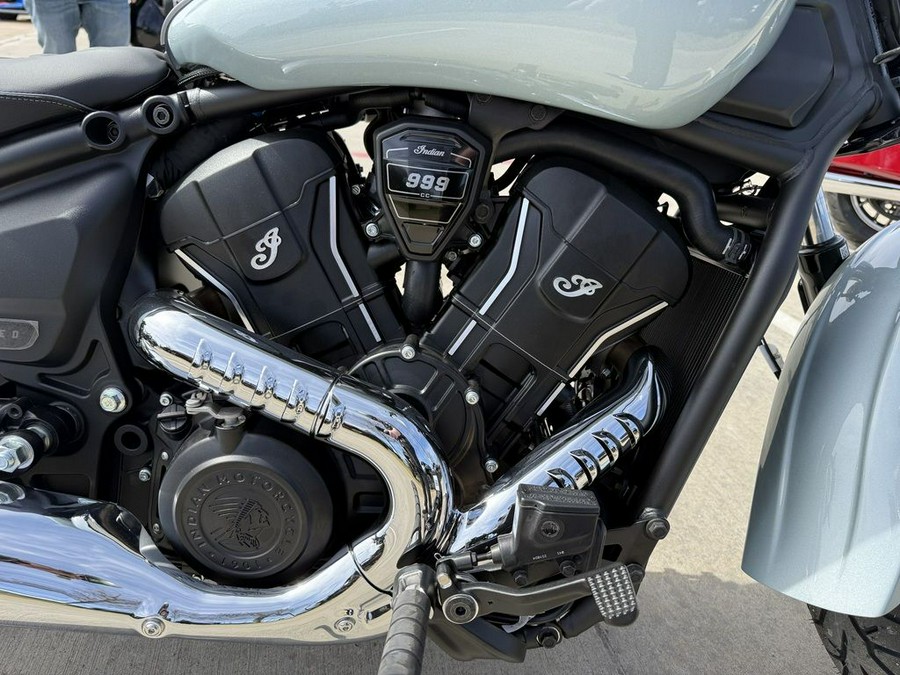 2025 Indian Motorcycle® Scout® Sixty Classic Limited Frost Silver