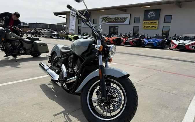 2025 Indian Motorcycle® Scout® Sixty Classic Limited Frost Silver