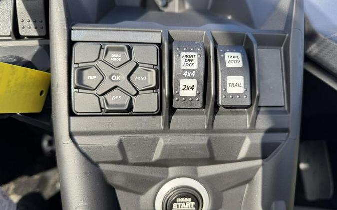 2026 Can-Am® Maverick X3 DS Turbo RR Scandi Blue & Orange Crush