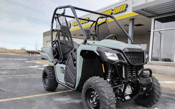 2026 Honda SXS520M2T