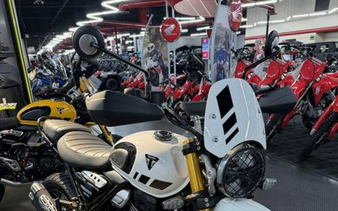 2026 Triumph Scrambler 400 XC Racing Yellow