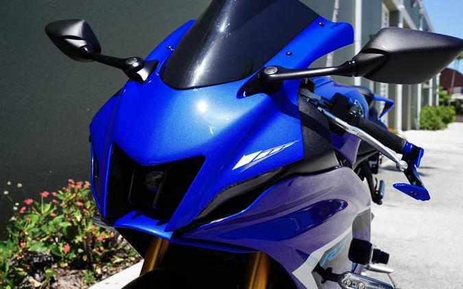 2025 Yamaha YZF-R7