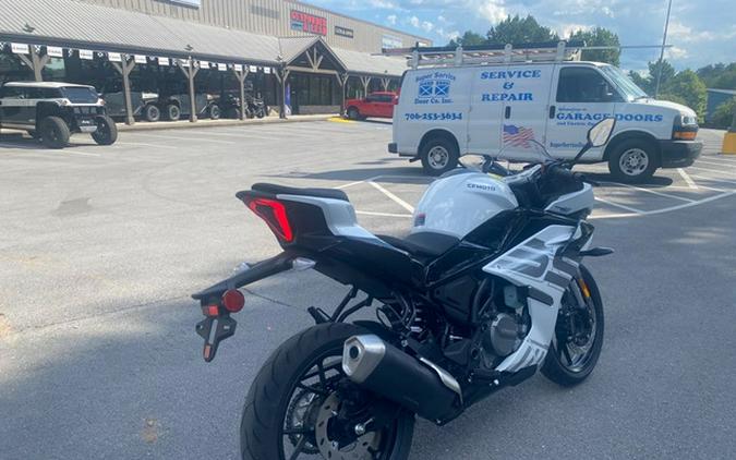 2026 CFMOTO SS 300