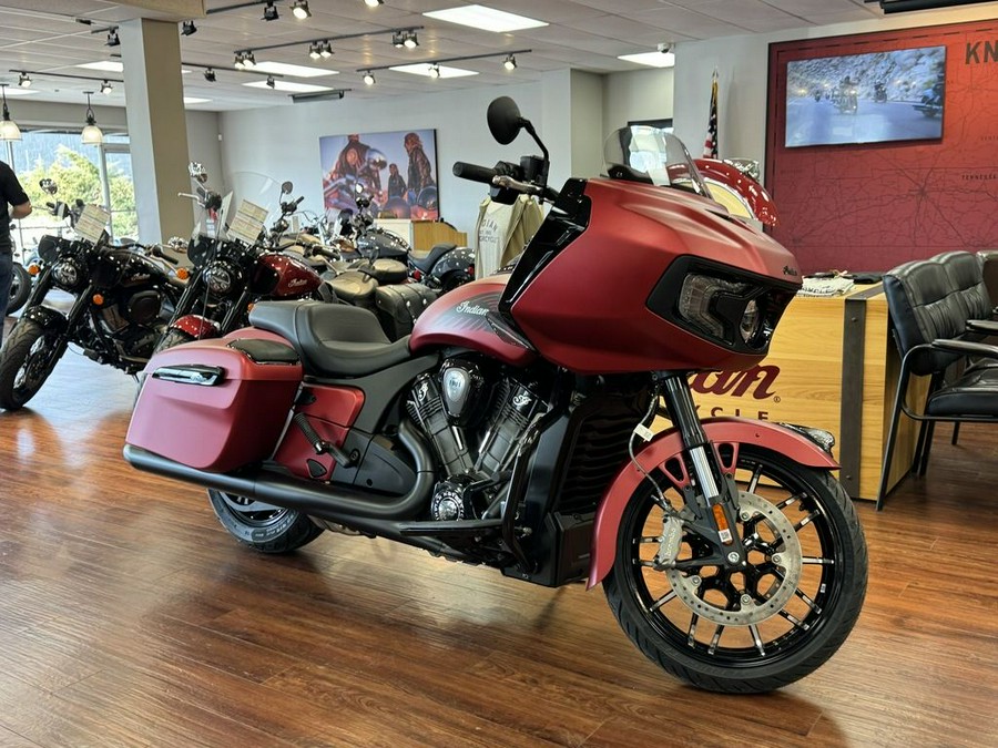 2024 Indian Motorcycle® Challenger® Dark Horse® w/PowerBand Audio Pkg Sunset Red Smoke