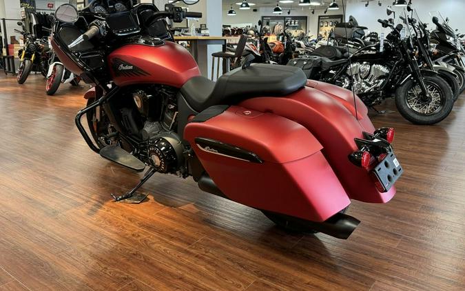 2024 Indian Motorcycle® Challenger® Dark Horse® w/PowerBand Audio Pkg Sunset Red Smoke