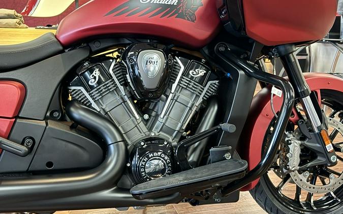 2024 Indian Motorcycle® Challenger® Dark Horse® w/PowerBand Audio Pkg Sunset Red Smoke