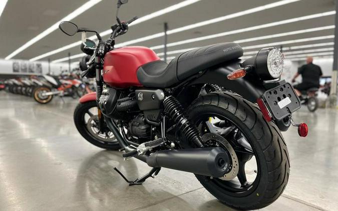 2023 Moto Guzzi V7 Stone