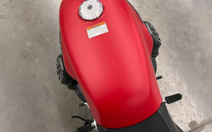 2023 Moto Guzzi V7 Stone