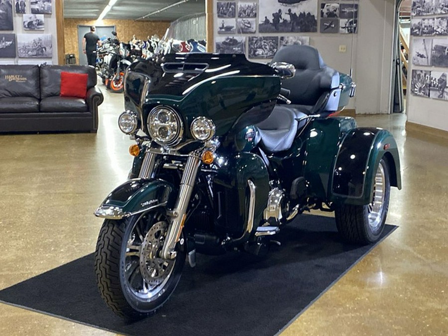 2024 Harley-Davidson Trike FLHTCUTG - Tri Glide Ultra