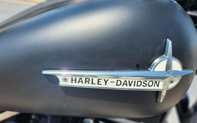 2013 Harley-Davidson® FXDB - Dyna® Street Bob®