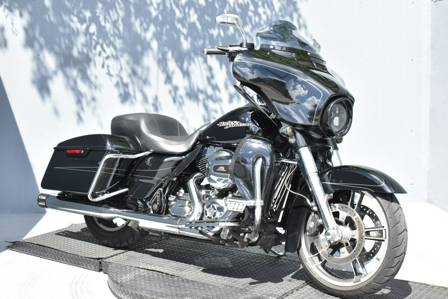 2016 Harley-Davidson Street Glide Special