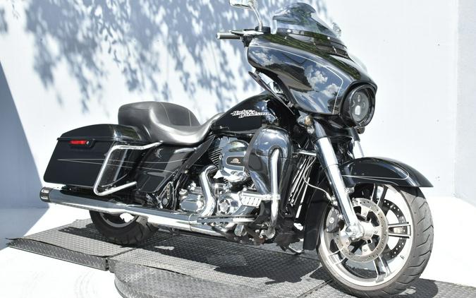 2016 Harley-Davidson Street Glide Special