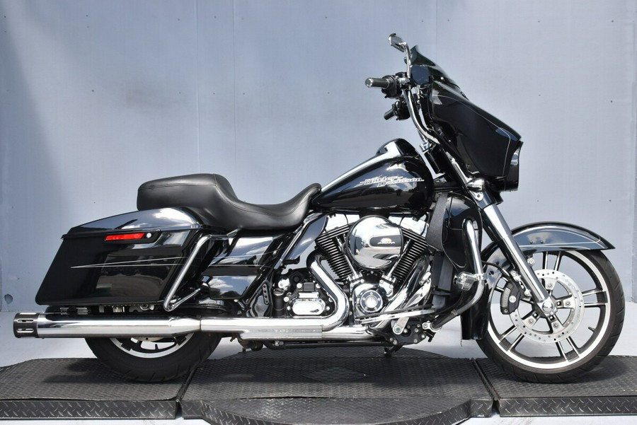 2016 Harley-Davidson Street Glide Special