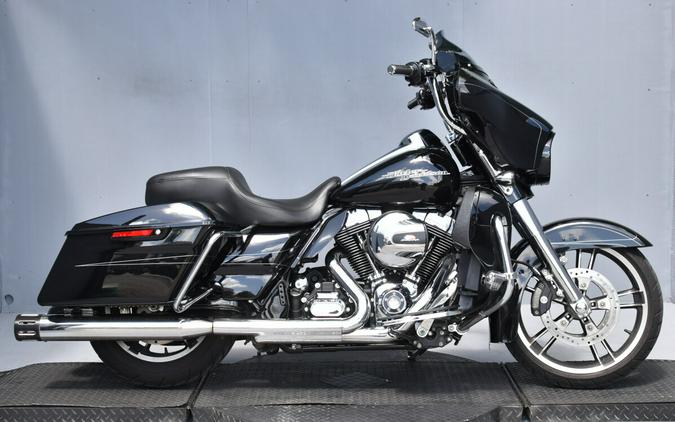 2016 Harley-Davidson Street Glide Special