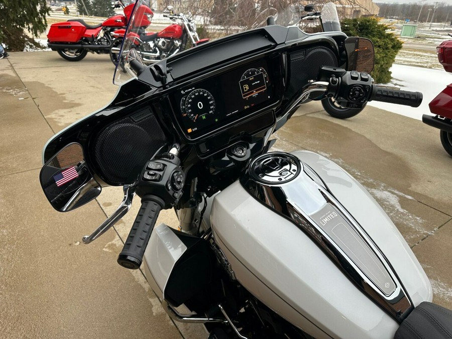 2026 Harley-Davidson Street Glide Limited FLHXL