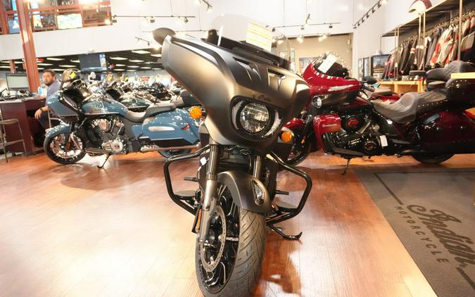 2026 Indian Motorcycle® Chieftain® PowerPlus Dark Horse® Black Smoke