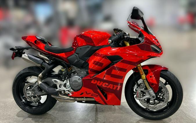 2027 Ducati PANIGALE V2 MM93