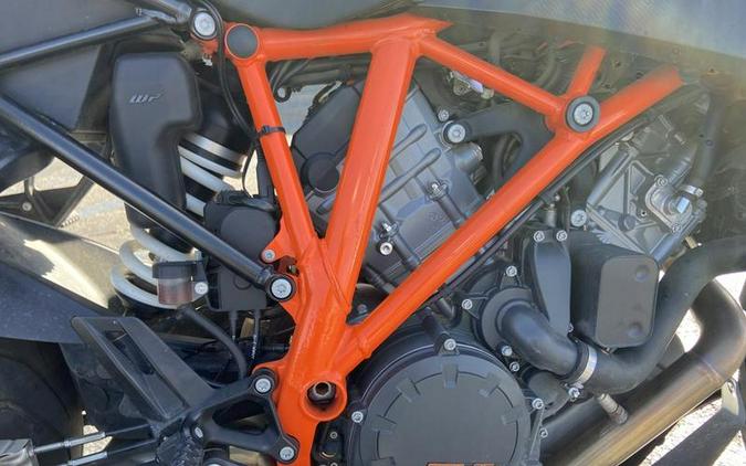 2020 KTM 1290 Super Duke GT