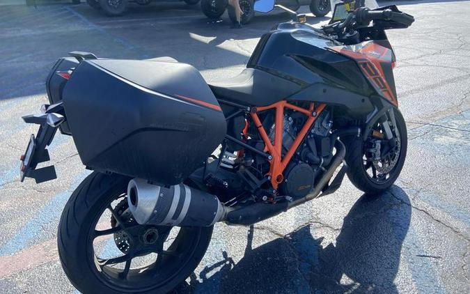 2020 KTM 1290 Super Duke GT