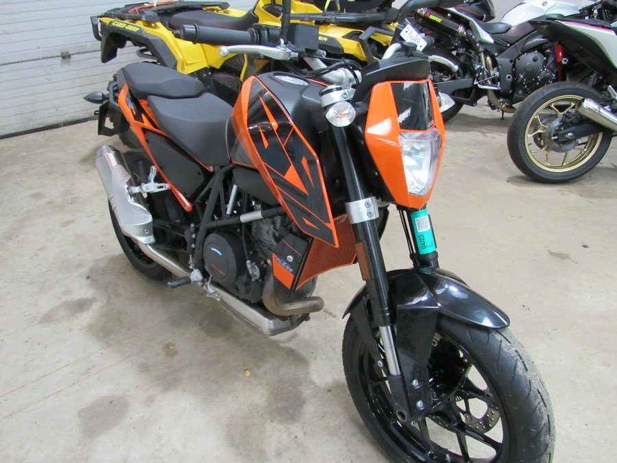 2017 KTM 690 DUKE LIKE NEW ONLY 4,572 MILES