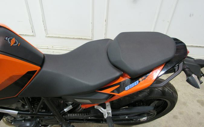 2017 KTM 690 DUKE LIKE NEW ONLY 4,572 MILES