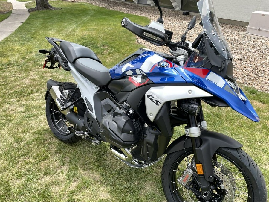 2024 BMW G 310 R Sport