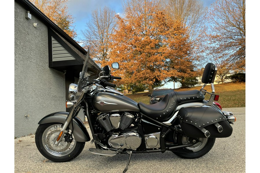 2024 Kawasaki Vulcan 900 Classic LT