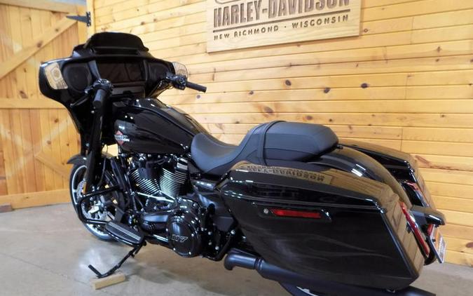 2025 Harley-Davidson® FLHX - Street Glide®