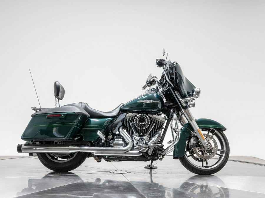2015 Harley-Davidson Street Glide Special