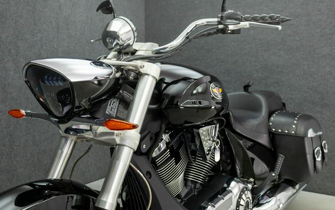 2011 VICTORY CROSS ROADS
