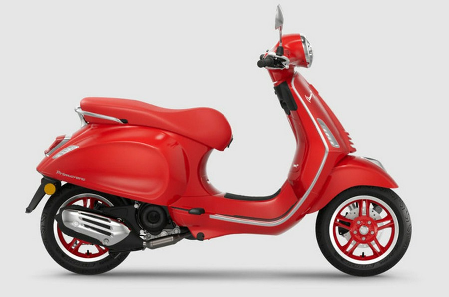 2027 Vespa Primavera 150 Red
