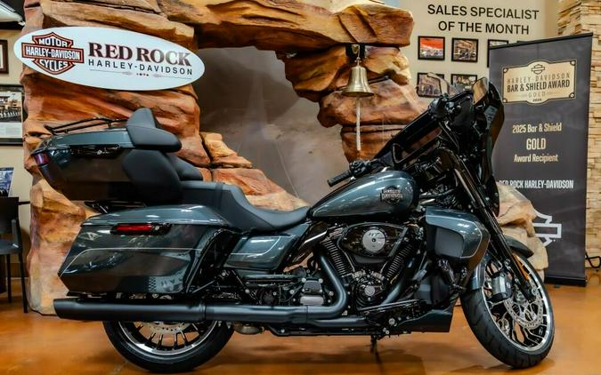 2026 Harley-Davidson Street Glide Limited Grand American Touring FLHXL