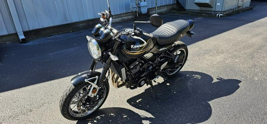 2018 Kawasaki Z900RS Metallic Spark Black