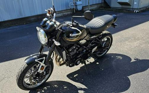 2018 Kawasaki Z900RS Metallic Spark Black