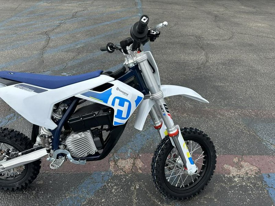 2024 Husqvarna® EE 5