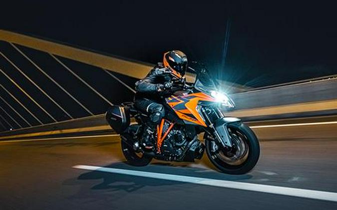 2024 KTM 1290 Super Duke GT