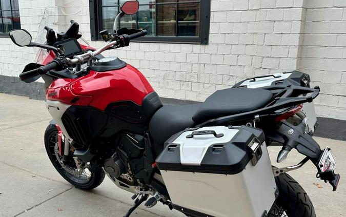 2024 Ducati Multistrada V4 Rally Travel Adventure Red