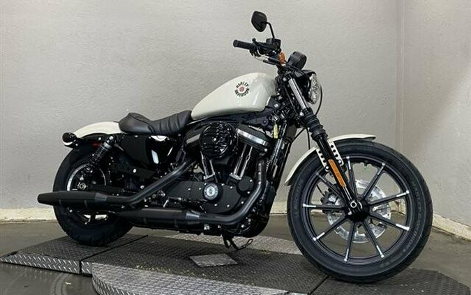 2022 Harley-Davidson Iron 883 White Sand Pearl