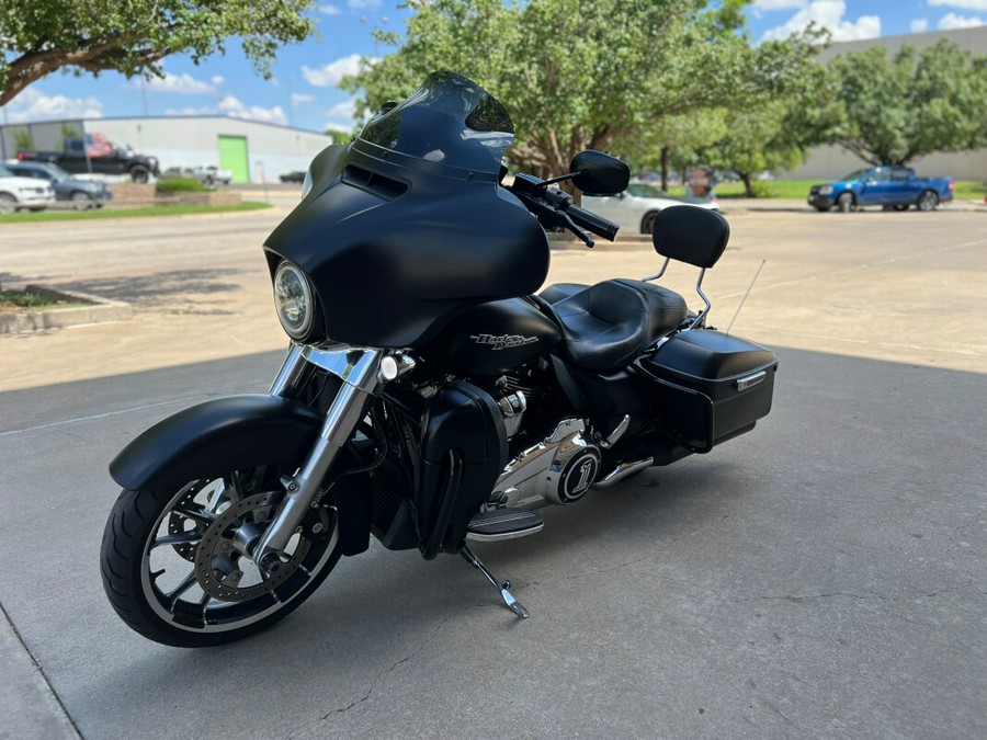 2020 Harley-Davidson® Street Glide® Black Denim