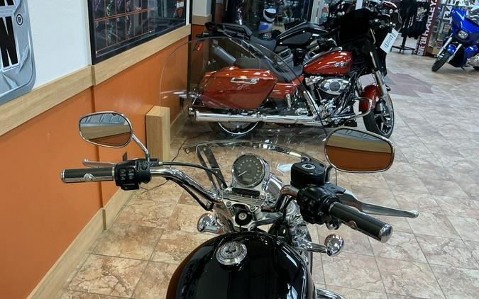 2014 Harley-Davidson® XL1200T - Sportster® SuperLow® 1200T