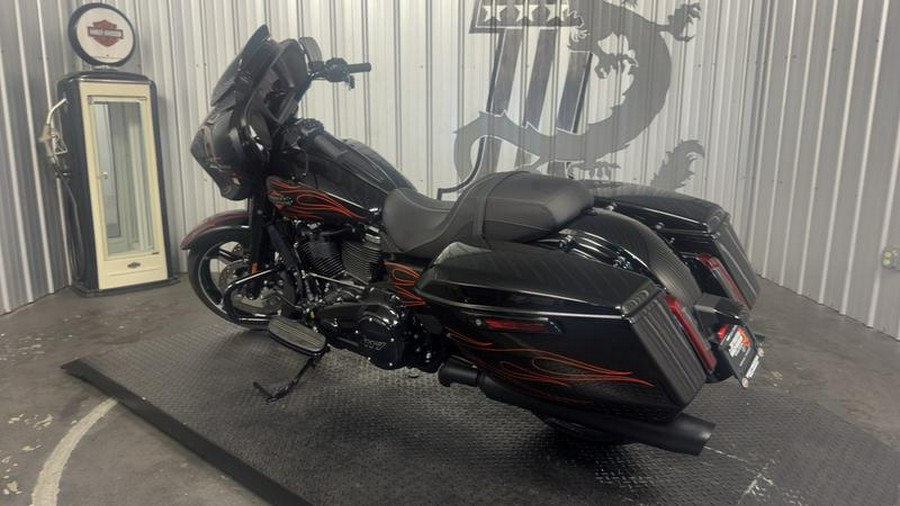 2025 Harley-Davidson® FLHX - Street Glide®