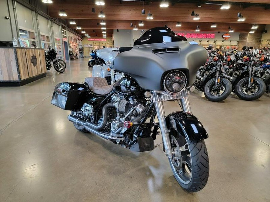 2018 Harley-Davidson® FLHX - Street Glide®