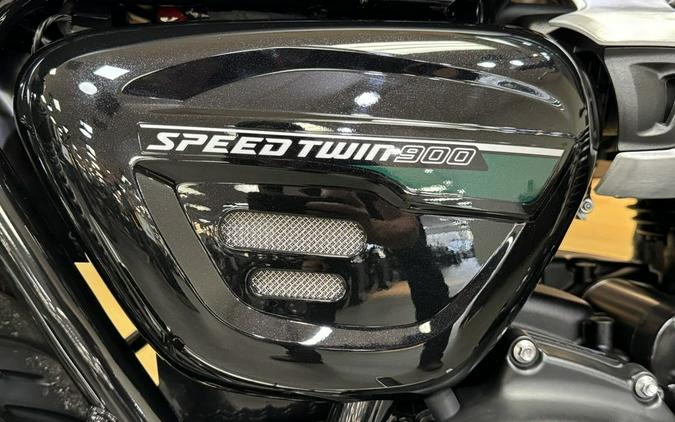2024 Triumph Speed Twin 900 Competition Green/Phantom Black