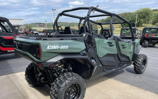 2024 Can-Am® Commander MAX DPS 700