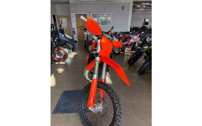 2025 KTM XC 125
