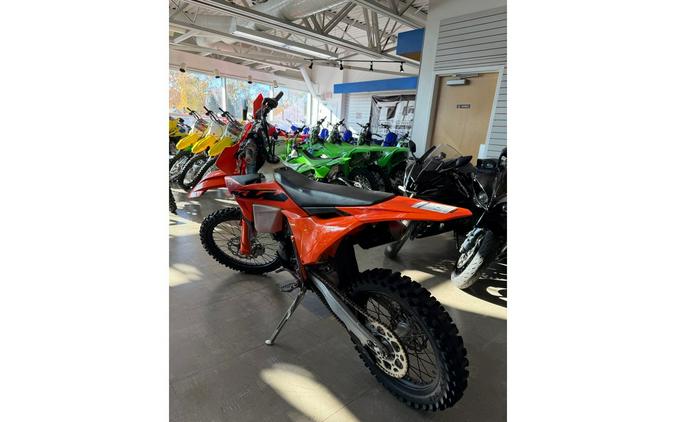 2025 KTM XC 125
