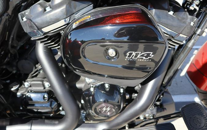 2025 Harley-Davidson Freewheeler Whiskey Fire