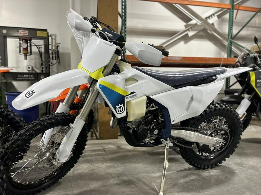 2025 Husqvarna® FX 350