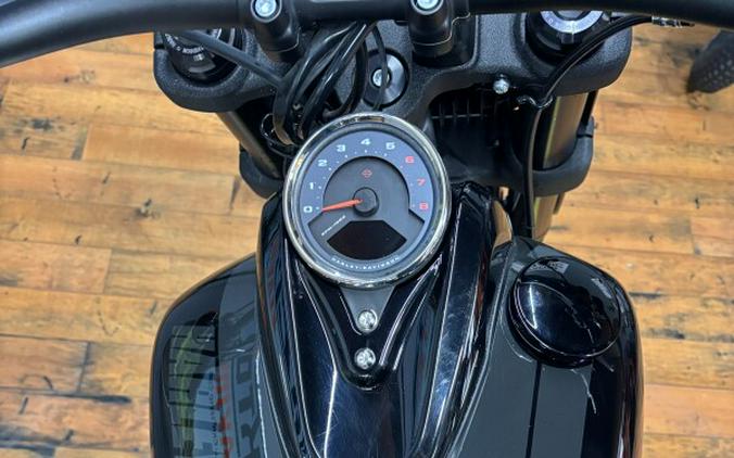 2019 Harley-Davidson® Fat Bob® 114 BLACK